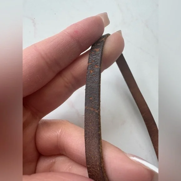 Louis Vuitton wristlet strap - Picture 4 of 4